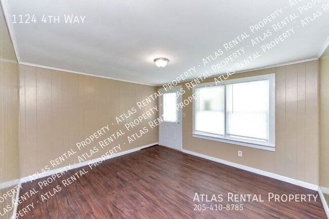 Building Photo - 1124 4th Way