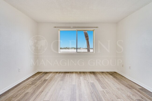 Building Photo - Riverfront 1-Bedroom Condo with Intracoastal Views – Daytona Beach, FL