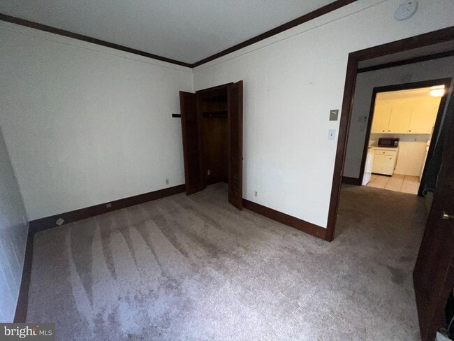 Building Photo - 813 Marye St