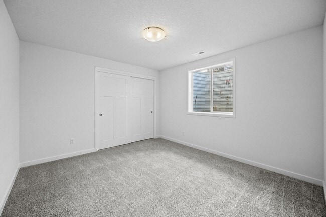 Building Photo - Brand New Townhome - Incredible Space