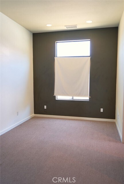Building Photo - 60055 Overture Dr