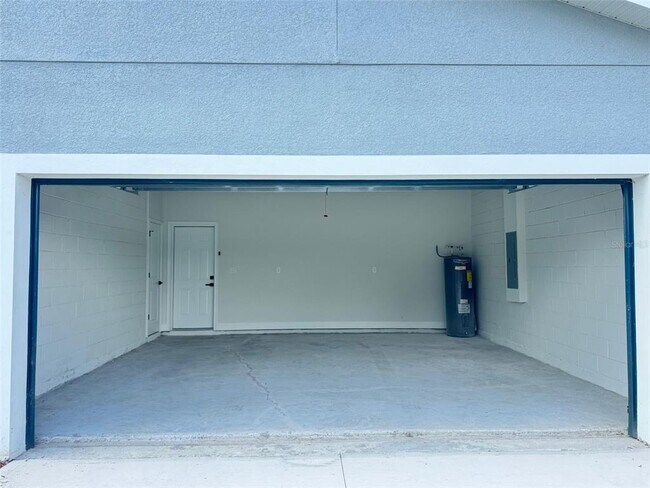 Building Photo - 14957 SW 63rd Ct