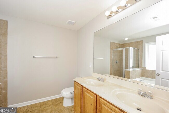 Building Photo - 30 Timber Ln