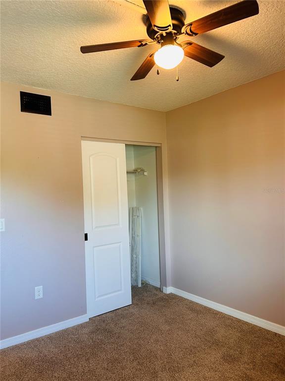 Building Photo - 2915 Pine Cone Cir