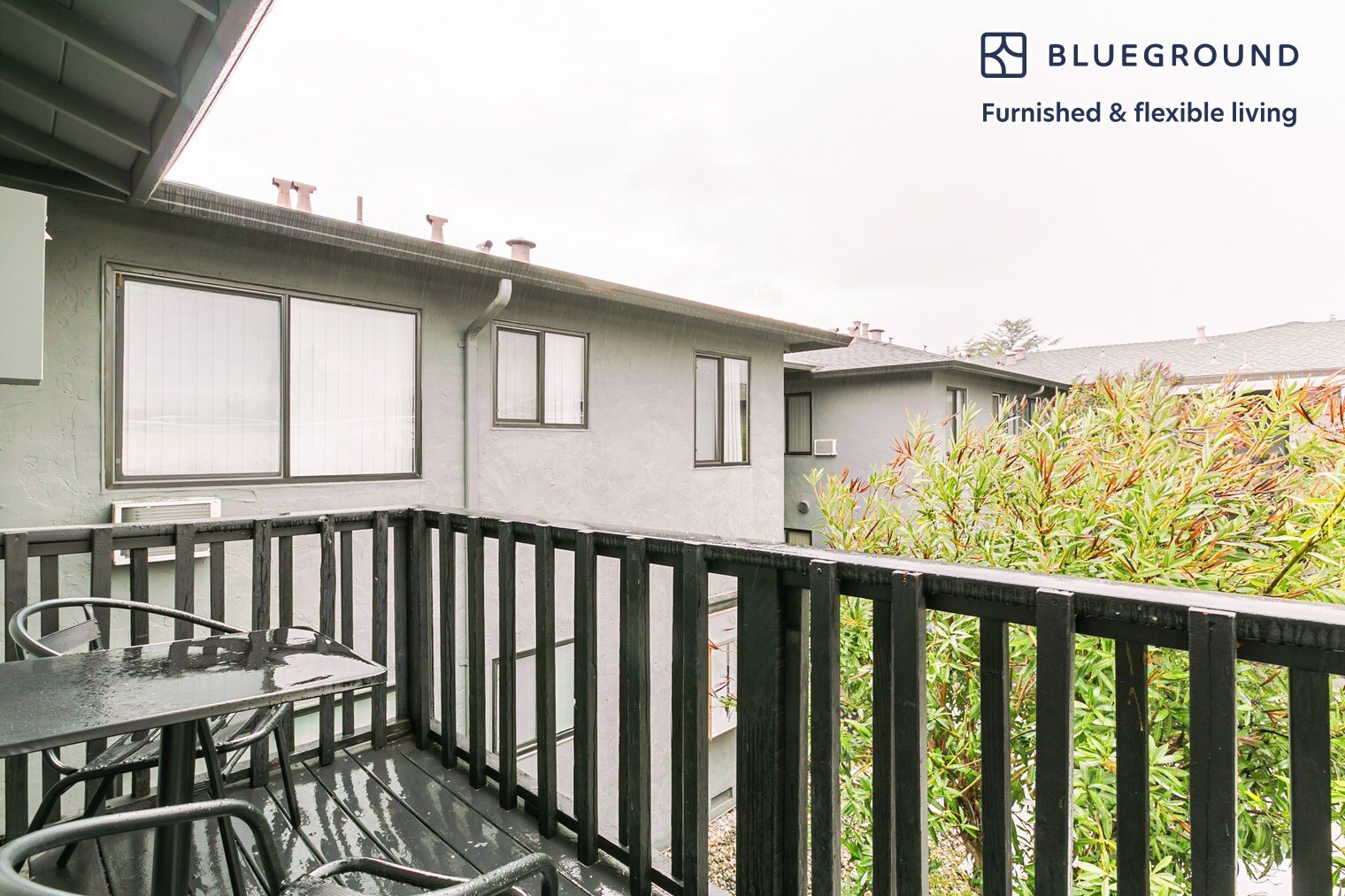 Building Photo - 1945 Latham St