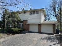 Building Photo - 921 Wilmot Rd