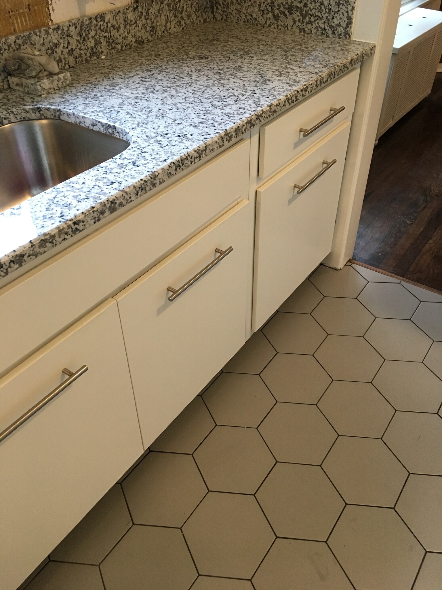 Building Photo - 2628 Traymore Rd