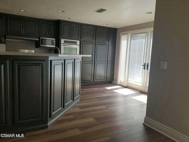 Building Photo - 2650 Wordsworth Ct