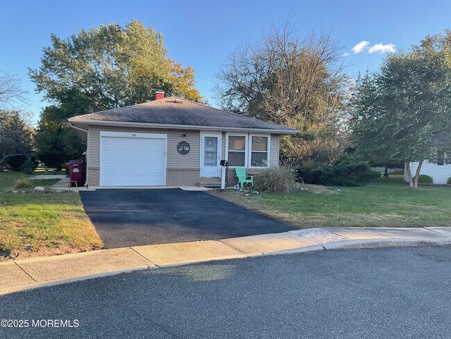 Primary Photo - 14 Arima Ct