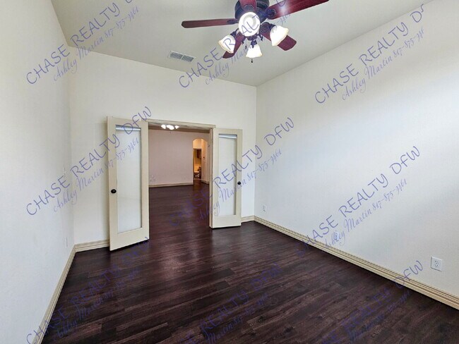 Building Photo - 240 Spyglass Dr