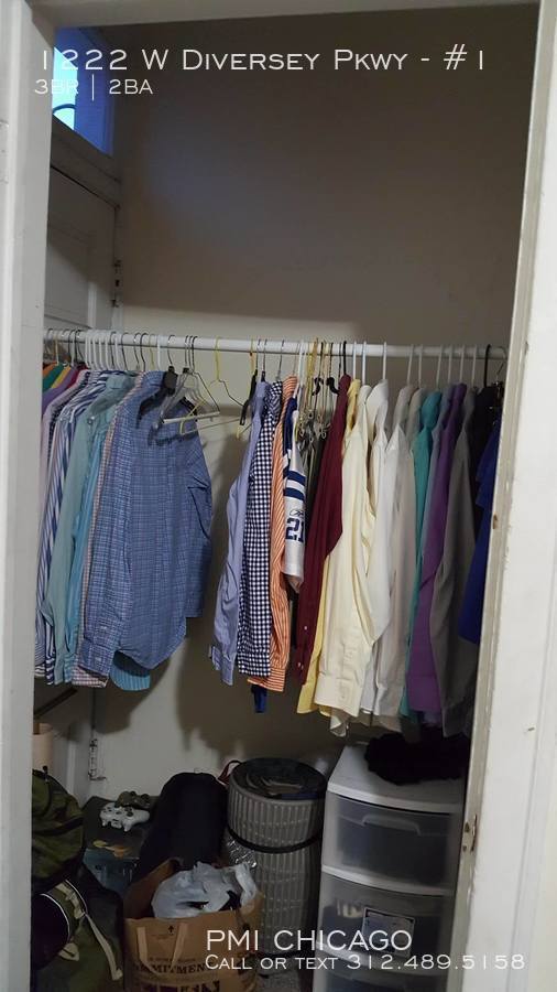 Building Photo - 1222 W Diversey Pkwy