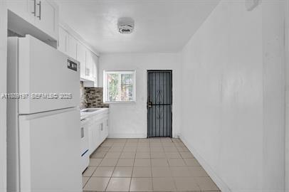 Building Photo - 10430 NW 5th Ave