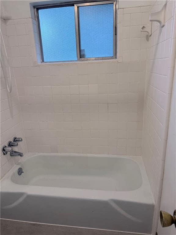 Building Photo - 3237 Abbeywood Dr