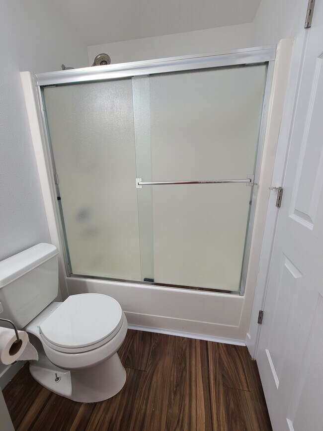 Front bathroom - 24603 104th Avenue Ct E