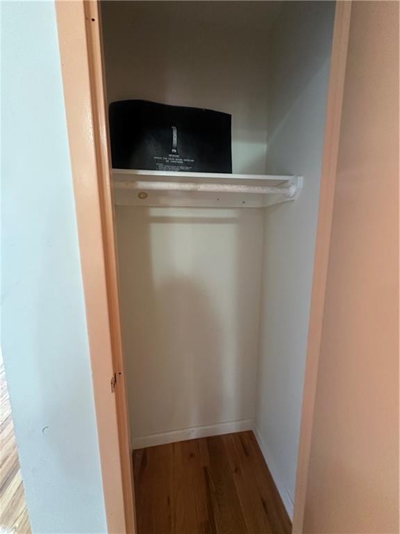 Building Photo - 2338 Dean St