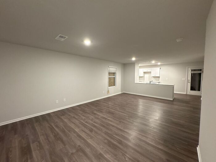 Building Photo - 4035 Highland Ave