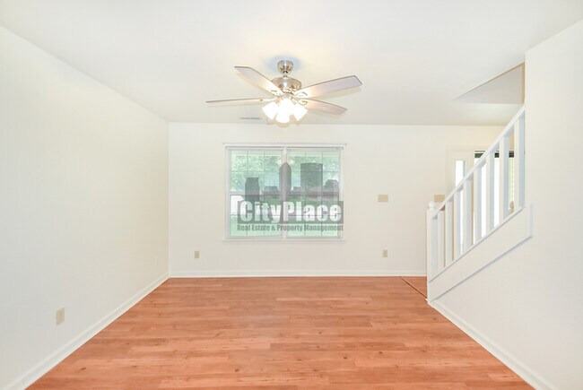 Building Photo - 263 Brooks Bend