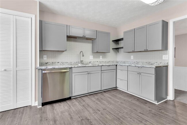 Building Photo - 826 Grindstone Ct