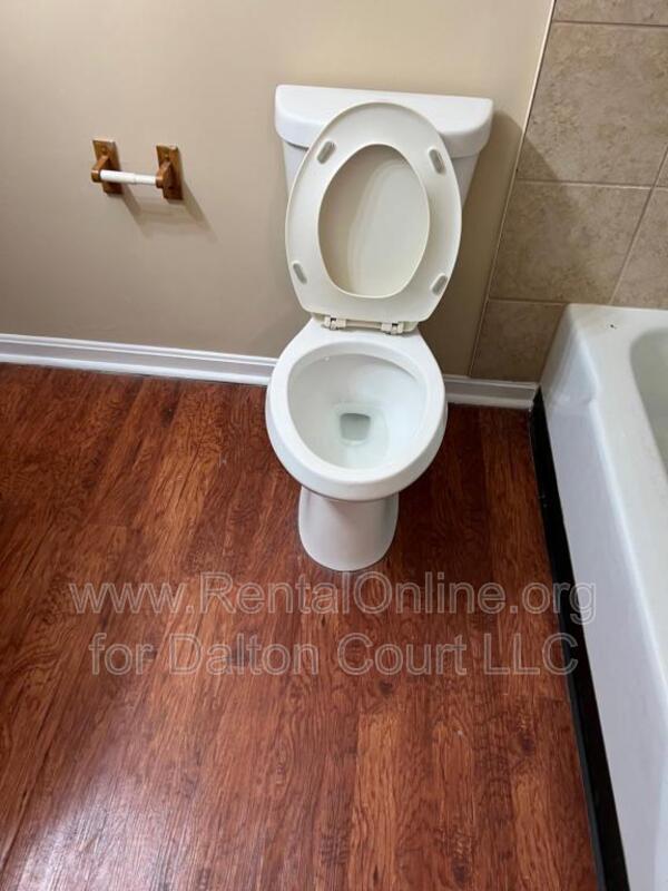 Building Photo - 1972 Cambridge Dr