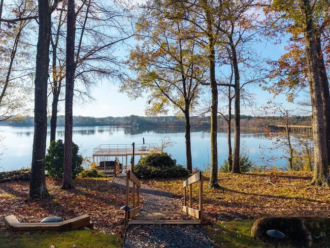 Building Photo - You can't beat this lakefront Clemson townhome! Brand New Construction!