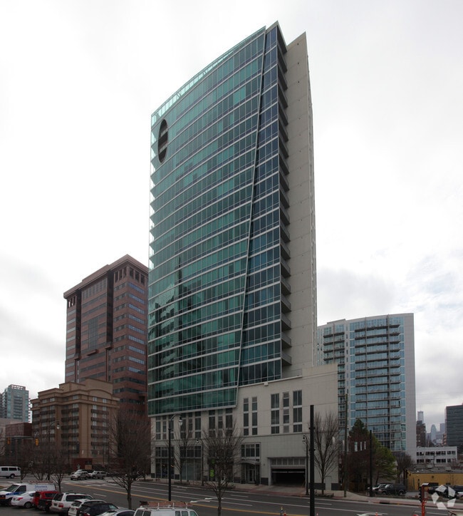 Primary Photo - Aqua