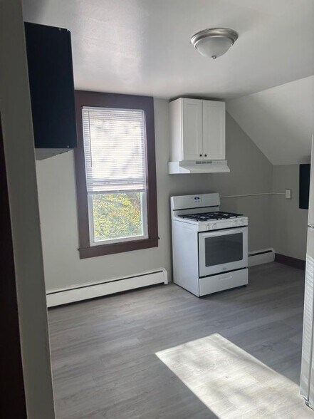 Building Photo - 432 Dixwell Ave