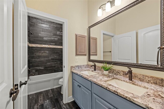 Building Photo - 28706 Hemlock Red Ct