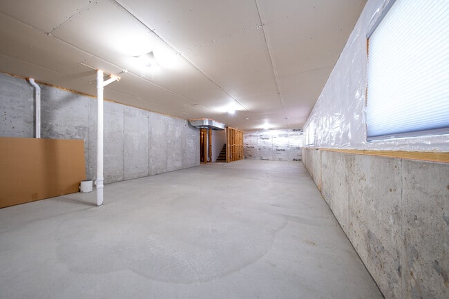 Building Photo - 9526 63rd St S