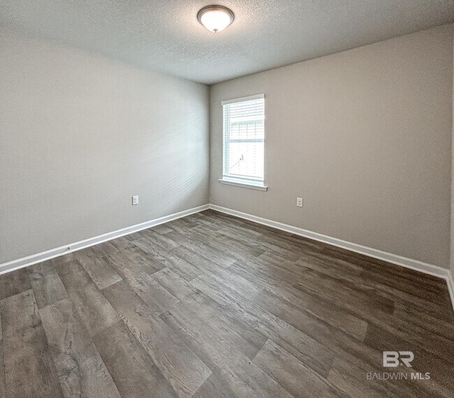 Building Photo - 23216 Shadowridge Dr