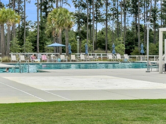 Building Photo - 146 Winding Branch Dr