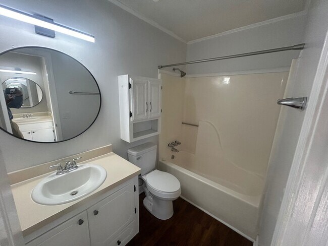 Building Photo - 207 Coronado Rd