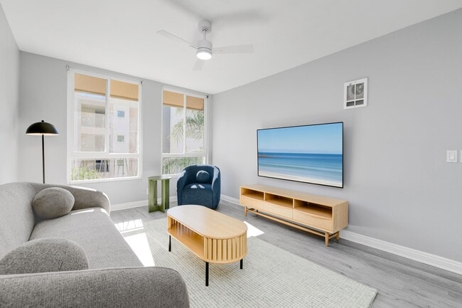 Building Photo - Modern 2 Bedroom 2 Bathroom Apartment Right Next to SDSU  -  WITH 2 PARKING SPOTS!!!