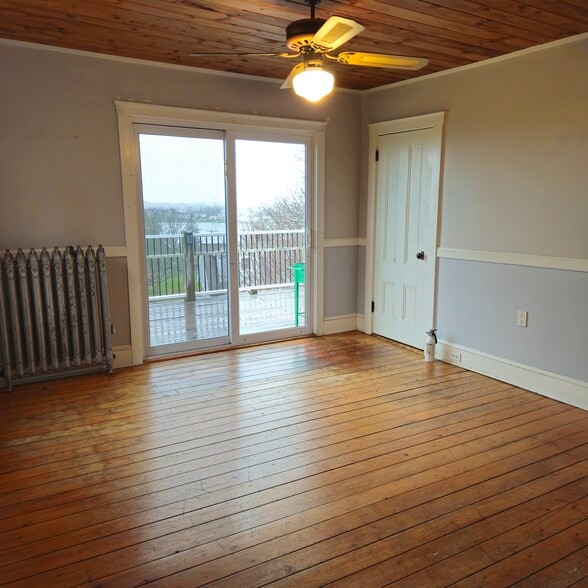 Building Photo - 67 Lawton Ave