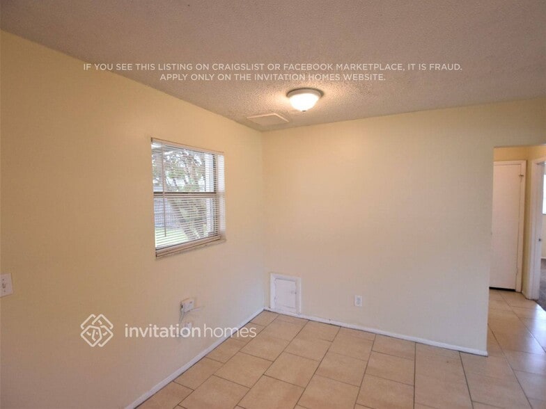 Building Photo - 3782 N 139th Ave