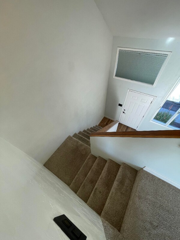 Building Photo - 4240 N Longview Ave