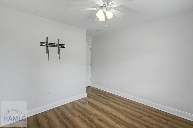 Building Photo - 115 Cutter Gap SE