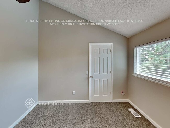 Building Photo - 18953 E Kent Cir