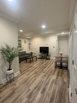 Building Photo - 5020 C St SE