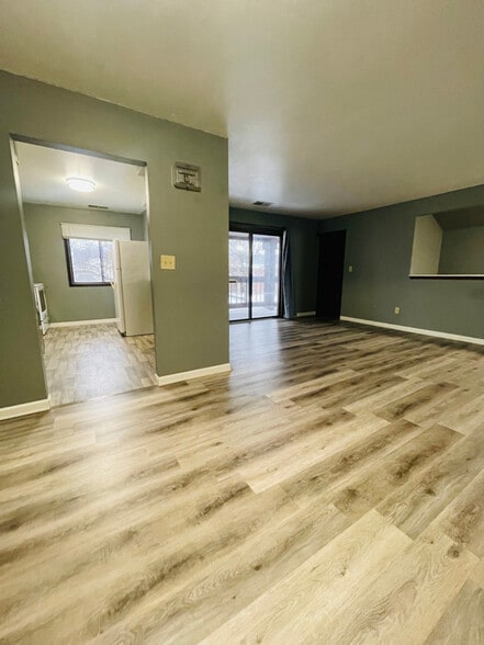 Building Photo - 9088 N 85th St