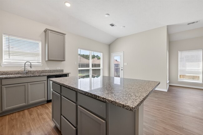 Building Photo - 14371 N Summerchase Cir