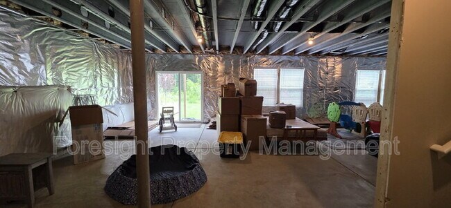 Building Photo - 653 Mill Stone Dr