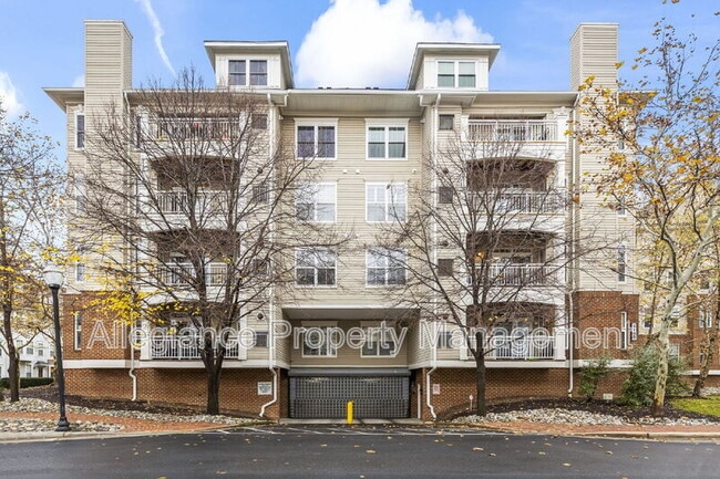 Building Photo - 5108 Donovan Dr