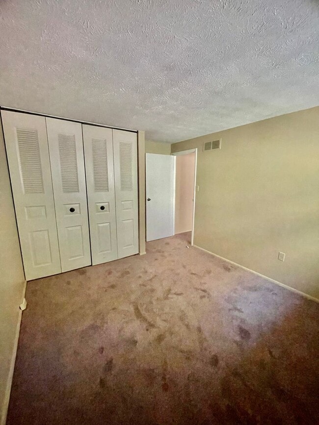 Building Photo - 3 Bed 1.5 Bath- Bridgeville PA