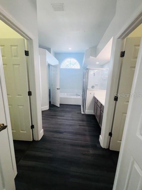 Building Photo - 10223 Tarragon Dr