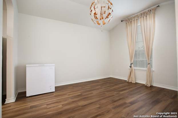 Building Photo - 6214 Falsetto Voice