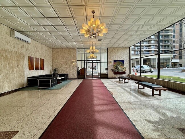 Building Photo - 150-38 Union Tpke Un