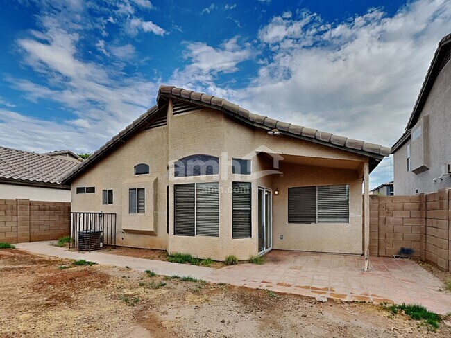 Building Photo - 12837 W Edgemont Ave