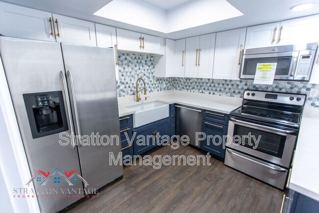 Building Photo - 4935 N 43rd St