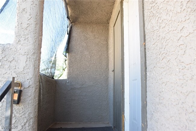 Building Photo - 5267 Retablo Ave