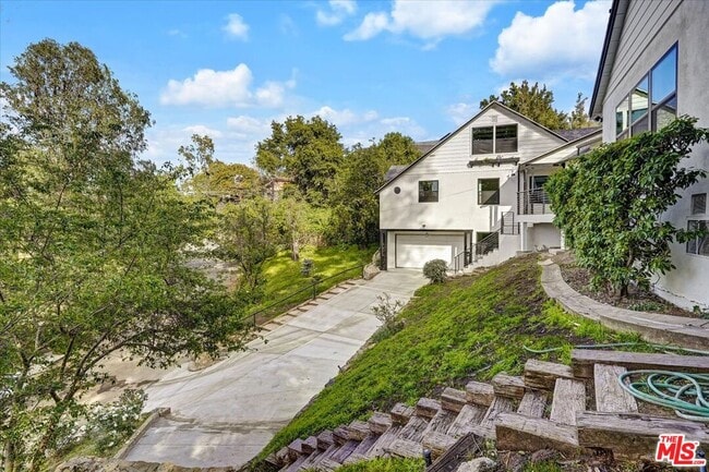 Building Photo - 7450 Palo Vista Dr